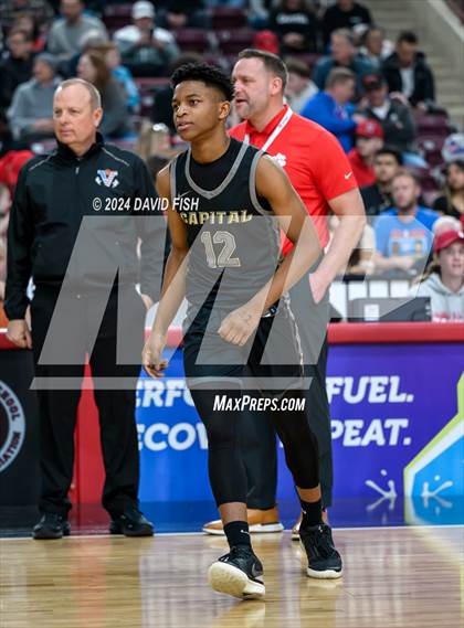 Thumbnail 1 in Madison vs. Capital (IHSAA 5A Quarterfinal) photogallery.