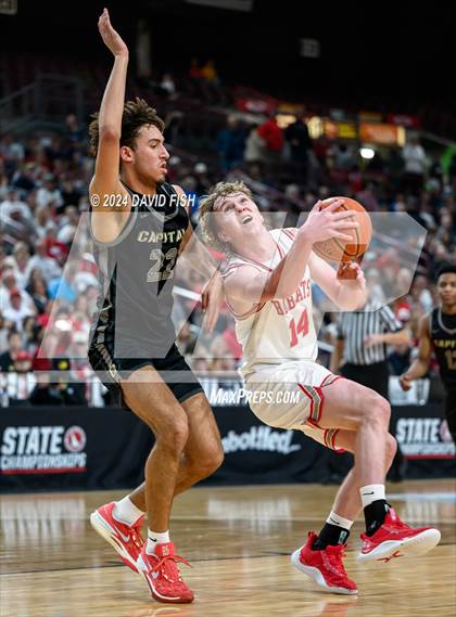 Thumbnail 3 in Madison vs. Capital (IHSAA 5A Quarterfinal) photogallery.