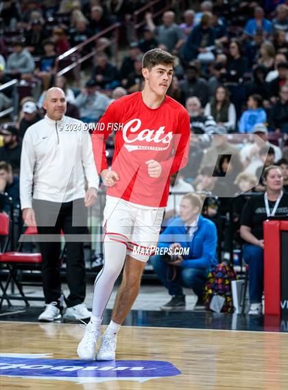 Thumbnail 3 in Madison vs. Capital (IHSAA 5A Quarterfinal) photogallery.