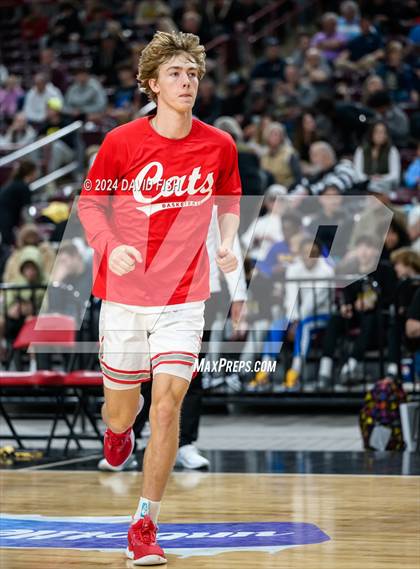 Thumbnail 2 in Madison vs. Capital (IHSAA 5A Quarterfinal) photogallery.