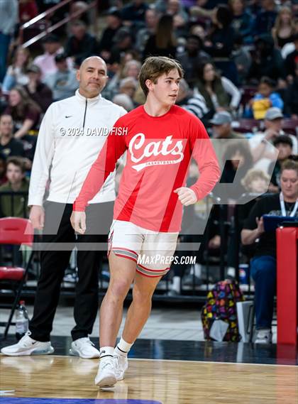 Thumbnail 3 in Madison vs. Capital (IHSAA 5A Quarterfinal) photogallery.