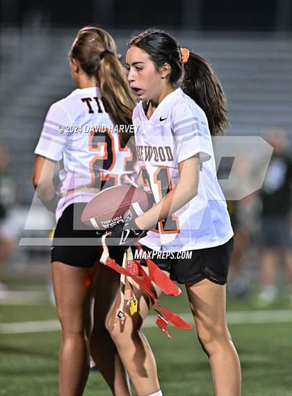 Thumbnail 1 in Lakewood vs Bear Creek photogallery.