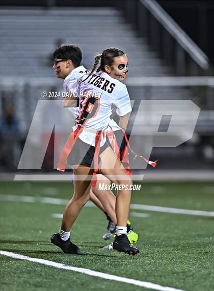 Thumbnail 1 in Lakewood vs Bear Creek photogallery.