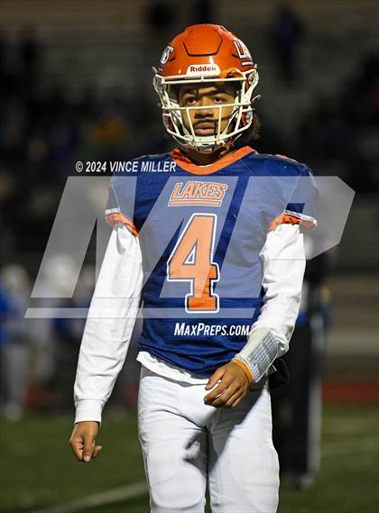 Thumbnail 3 in Seattle Prep vs Lakes (WIAA 3A First Round) photogallery.