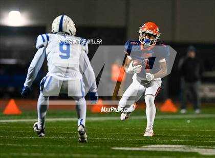 Thumbnail 1 in Seattle Prep vs Lakes (WIAA 3A First Round) photogallery.