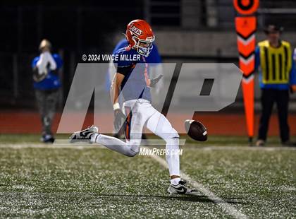 Thumbnail 1 in Seattle Prep vs Lakes (WIAA 3A First Round) photogallery.