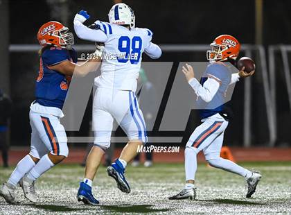 Thumbnail 2 in Seattle Prep vs Lakes (WIAA 3A First Round) photogallery.