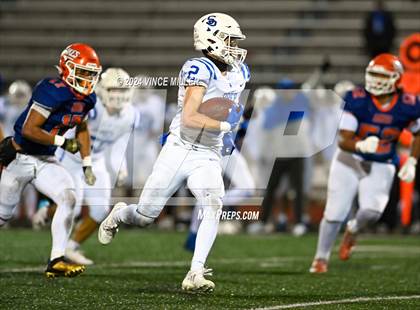 Thumbnail 3 in Seattle Prep vs Lakes (WIAA 3A First Round) photogallery.