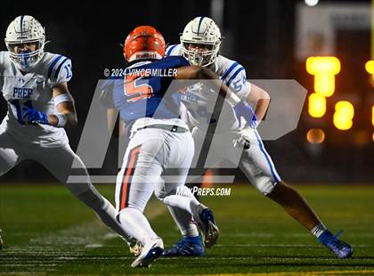 Thumbnail 3 in Seattle Prep vs Lakes (WIAA 3A First Round) photogallery.