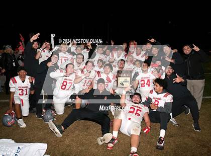 Thumbnail 2 in California School for the Deaf-Riverside @ Flintridge Prep (CIF-SS D1 8-Man Final) photogallery.