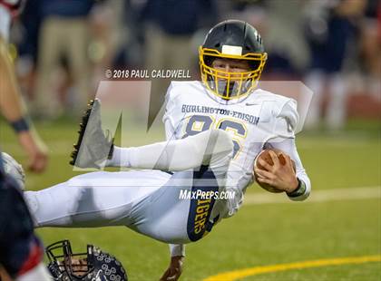 Thumbnail 3 in Burlington-Edison vs. Black Hills (WIAA 2A 1st Round Playoff) photogallery.