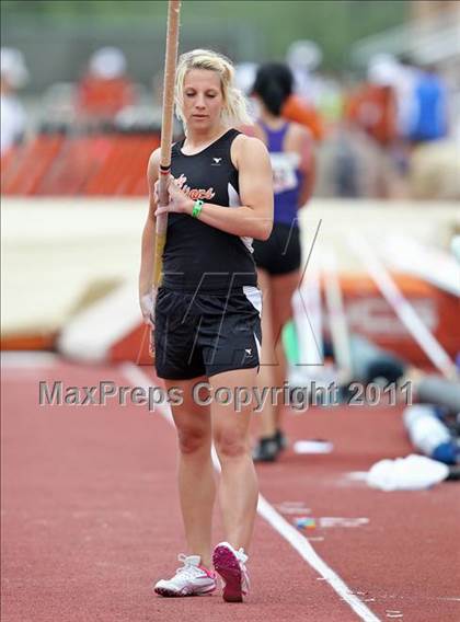 Thumbnail 1 in 84th Clyde Littlefield Texas Relays (Day 2 - Field Events) photogallery.