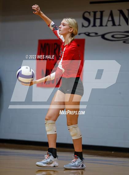 Thumbnail 3 in Center Hill @ DeSoto Central photogallery.