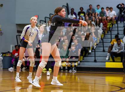 Thumbnail 1 in Center Hill @ DeSoto Central photogallery.