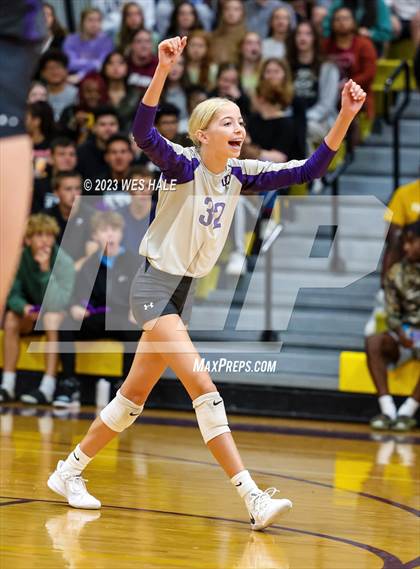 Thumbnail 2 in Center Hill @ DeSoto Central photogallery.