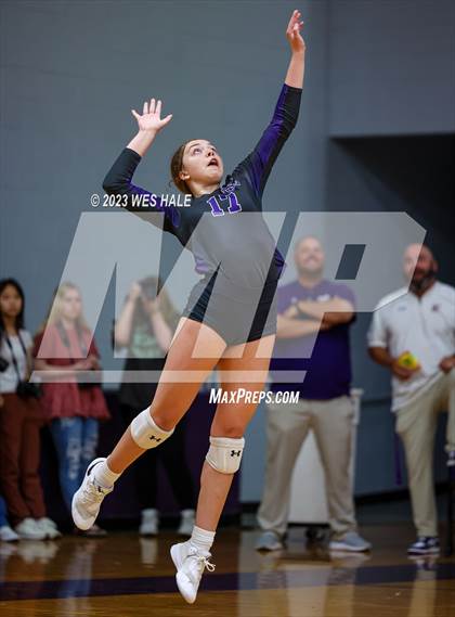 Thumbnail 2 in Center Hill @ DeSoto Central photogallery.