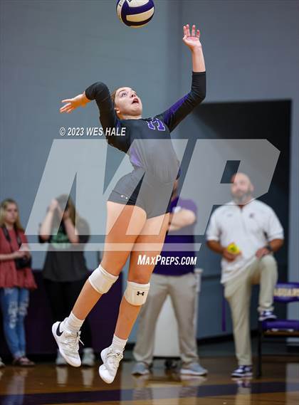 Thumbnail 1 in Center Hill @ DeSoto Central photogallery.