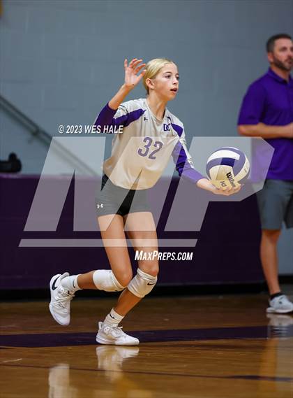 Thumbnail 3 in Center Hill @ DeSoto Central photogallery.