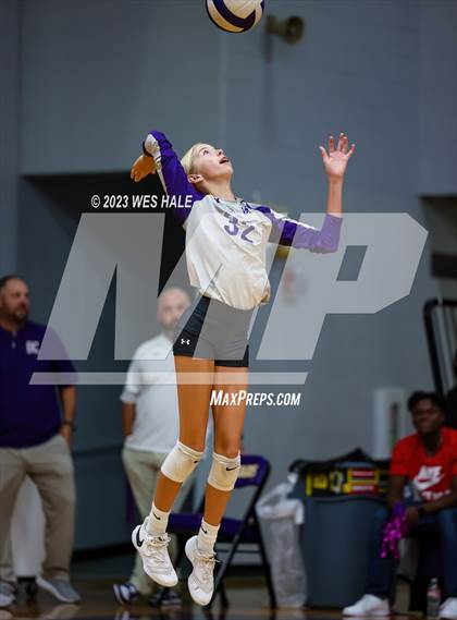 Thumbnail 3 in Center Hill @ DeSoto Central photogallery.