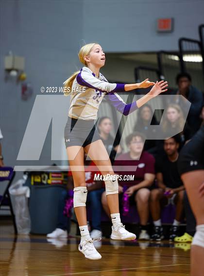 Thumbnail 3 in Center Hill @ DeSoto Central photogallery.