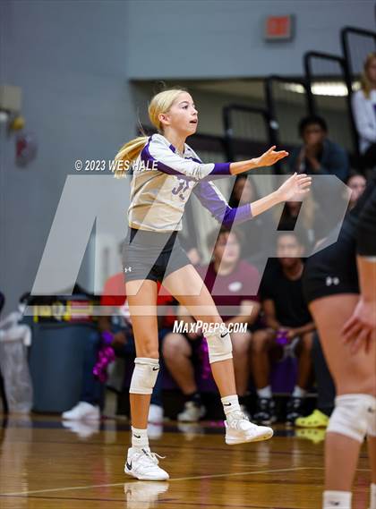 Thumbnail 1 in Center Hill @ DeSoto Central photogallery.