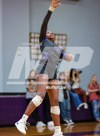 Thumbnail 3 in Center Hill @ DeSoto Central photogallery.