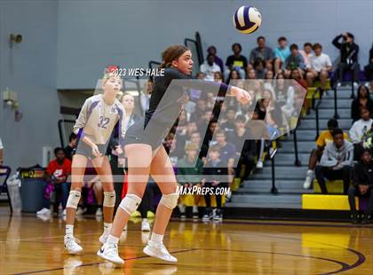 Thumbnail 3 in Center Hill @ DeSoto Central photogallery.