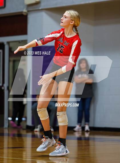 Thumbnail 2 in Center Hill @ DeSoto Central photogallery.