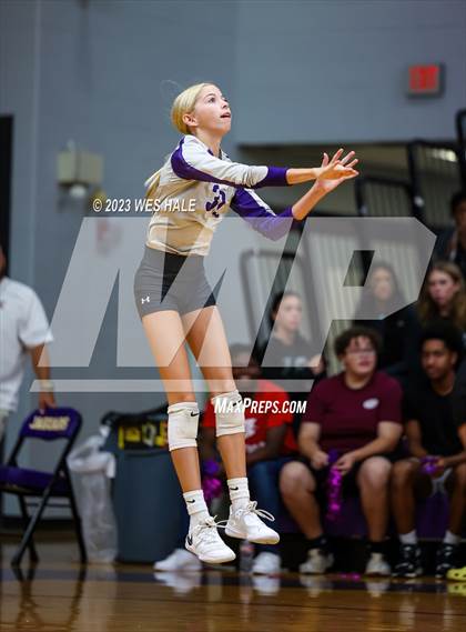Thumbnail 1 in Center Hill @ DeSoto Central photogallery.
