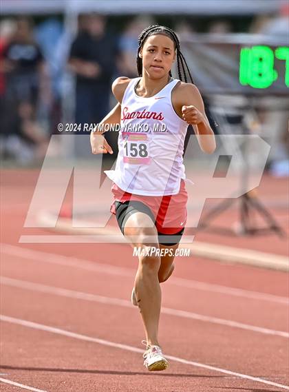 Thumbnail 3 in IHSAA Finals (200 Meter)  photogallery.