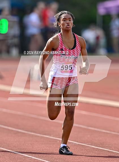 Thumbnail 2 in IHSAA Finals (200 Meter)  photogallery.