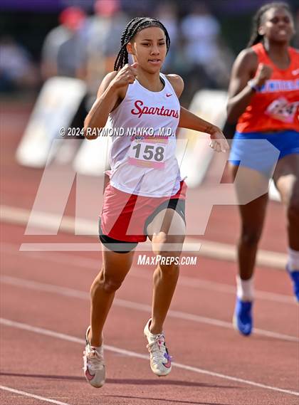 Thumbnail 2 in IHSAA Finals (200 Meter)  photogallery.