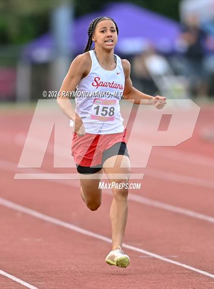 Thumbnail 2 in IHSAA Finals (200 Meter)  photogallery.