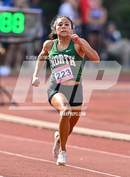 Thumbnail 3 in IHSAA Finals (200 Meter)  photogallery.