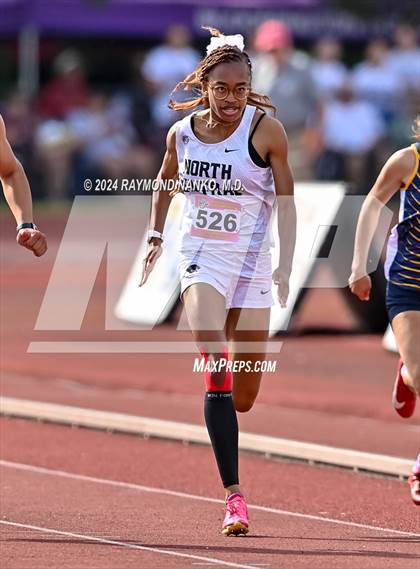 Thumbnail 3 in IHSAA Finals (200 Meter)  photogallery.