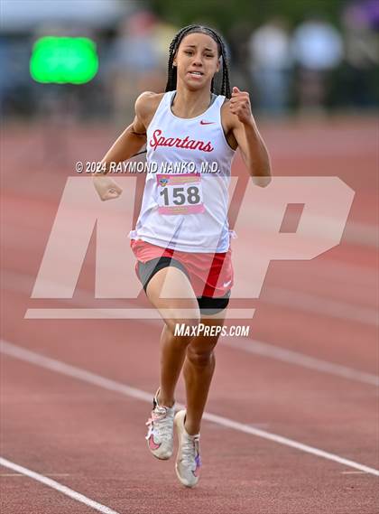 Thumbnail 3 in IHSAA Finals (200 Meter)  photogallery.