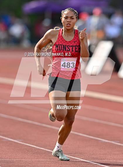 Thumbnail 2 in IHSAA Finals (200 Meter)  photogallery.