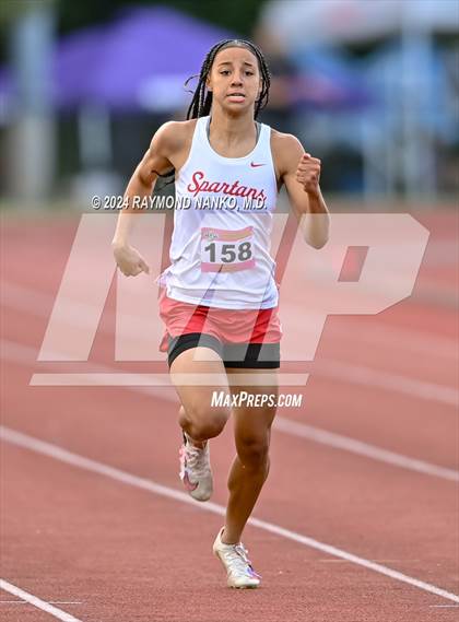 Thumbnail 1 in IHSAA Finals (200 Meter)  photogallery.