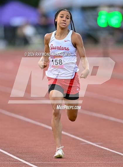 Thumbnail 2 in IHSAA Finals (200 Meter)  photogallery.