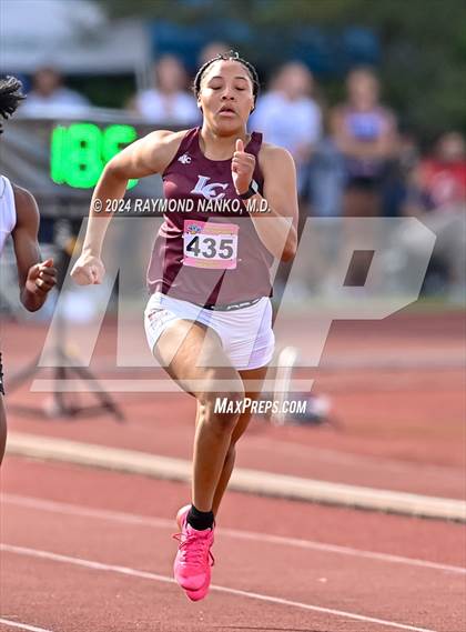 Thumbnail 2 in IHSAA Finals (200 Meter)  photogallery.