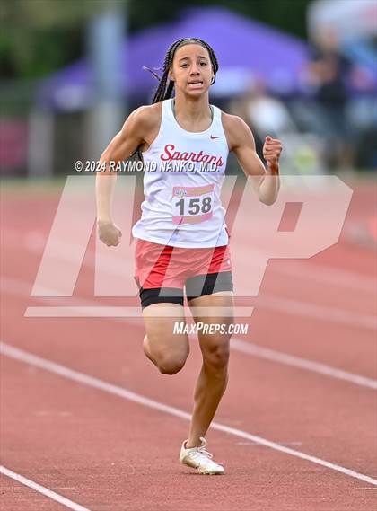 Thumbnail 3 in IHSAA Finals (200 Meter)  photogallery.