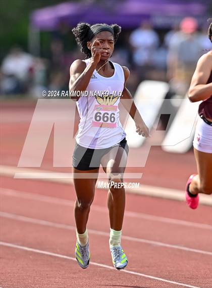 Thumbnail 3 in IHSAA Finals (200 Meter)  photogallery.