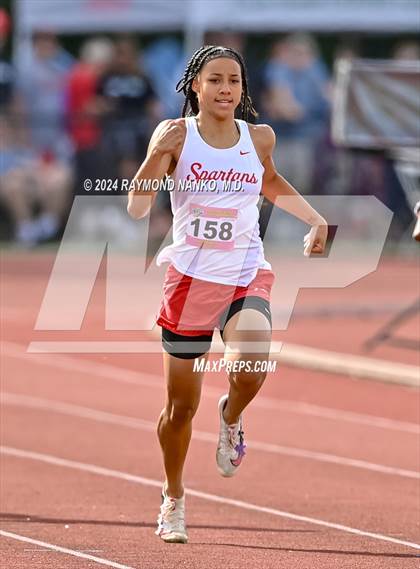 Thumbnail 1 in IHSAA Finals (200 Meter)  photogallery.