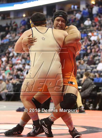 Thumbnail 2 in CHSAA State Wrestling Championships (3A Finals) photogallery.