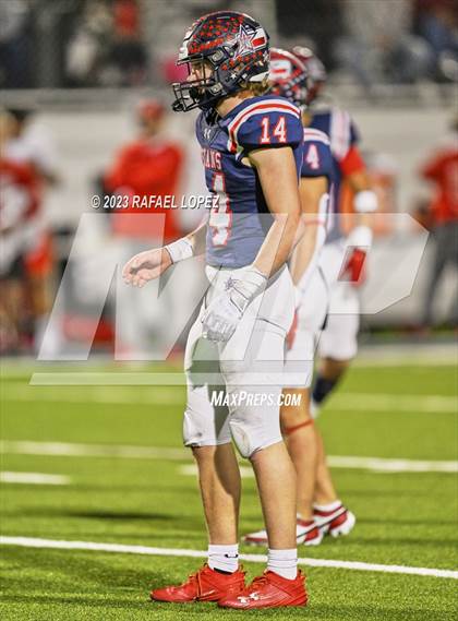 Thumbnail 1 in Wimberley vs. Bellville (UIL Football 4A D2 Semifinal) photogallery.
