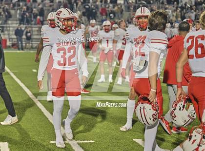 Thumbnail 1 in Wimberley vs. Bellville (UIL Football 4A D2 Semifinal) photogallery.