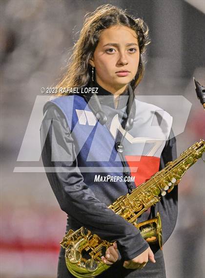 Thumbnail 3 in Wimberley vs. Bellville (UIL Football 4A D2 Semifinal) photogallery.