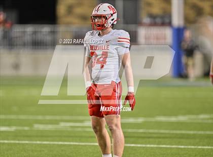 Thumbnail 2 in Wimberley vs. Bellville (UIL Football 4A D2 Semifinal) photogallery.