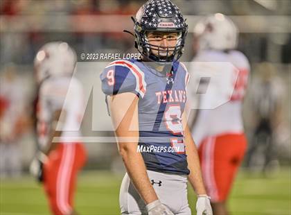 Thumbnail 2 in Wimberley vs. Bellville (UIL Football 4A D2 Semifinal) photogallery.