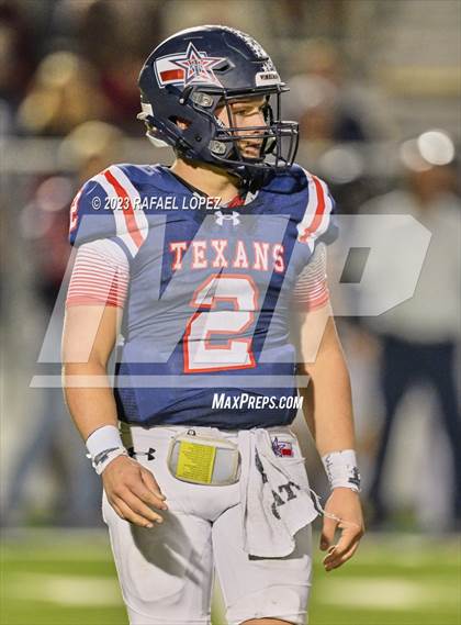 Thumbnail 1 in Wimberley vs. Bellville (UIL Football 4A D2 Semifinal) photogallery.